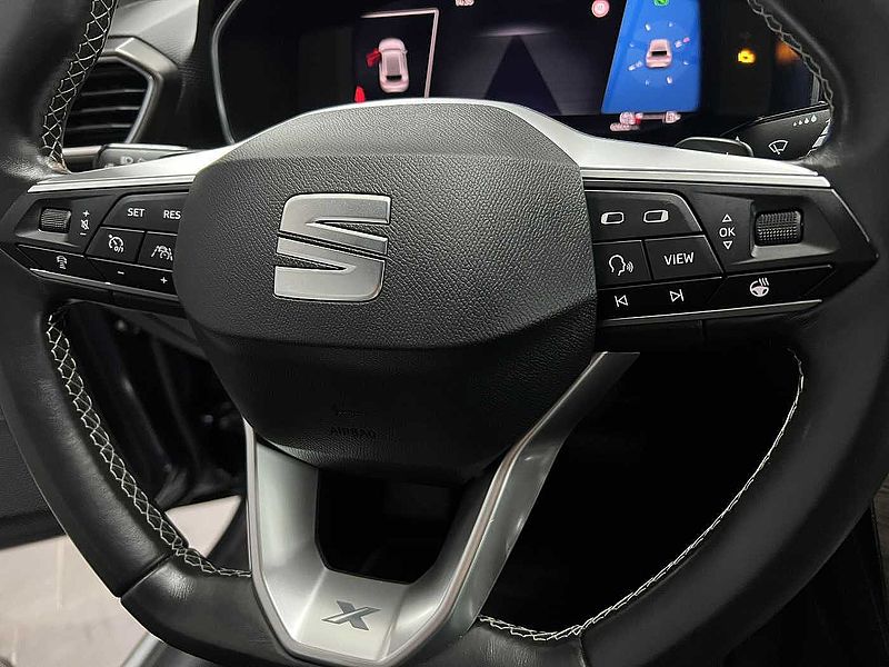 SEAT Leon 1.4 e-Hybrid DSG Xcellence LED*ACC*